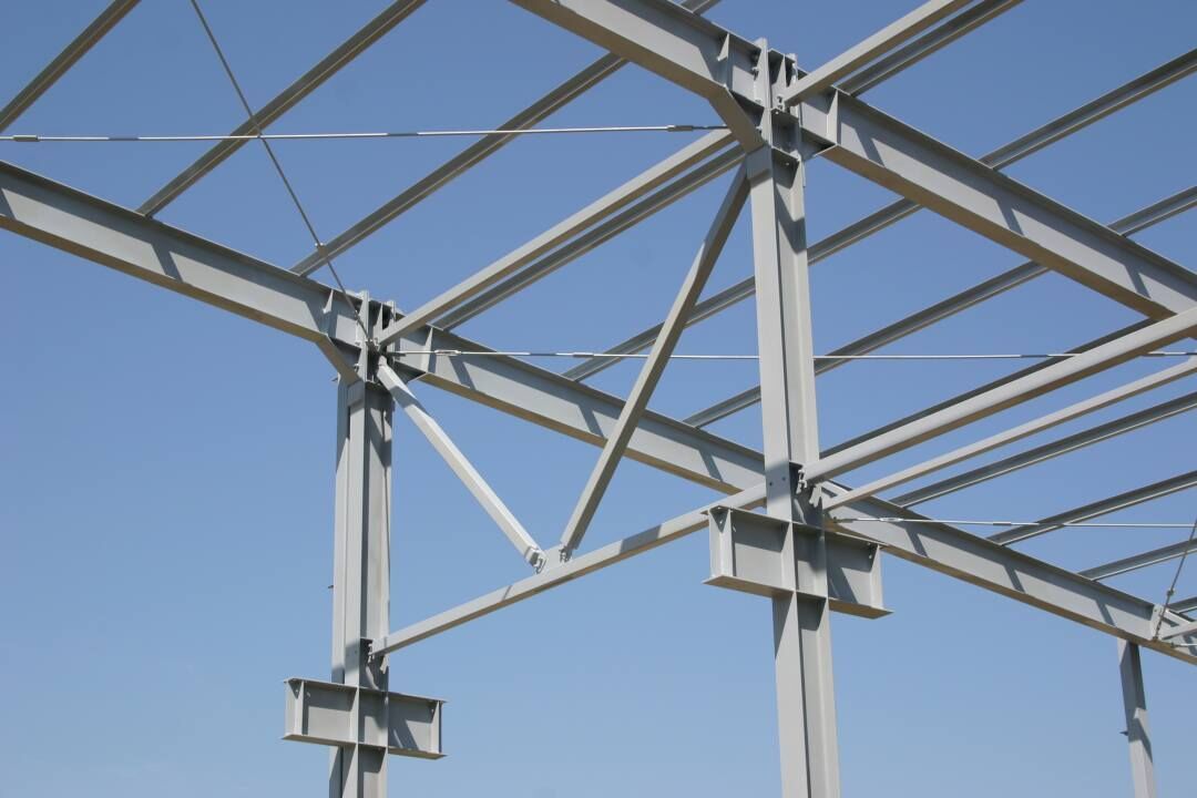 швеллер из металла